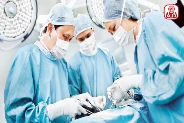 جراحی عمومی یک تخصص پزشکی است که بر مراقبت های جراحی تمرکز دارد. 
